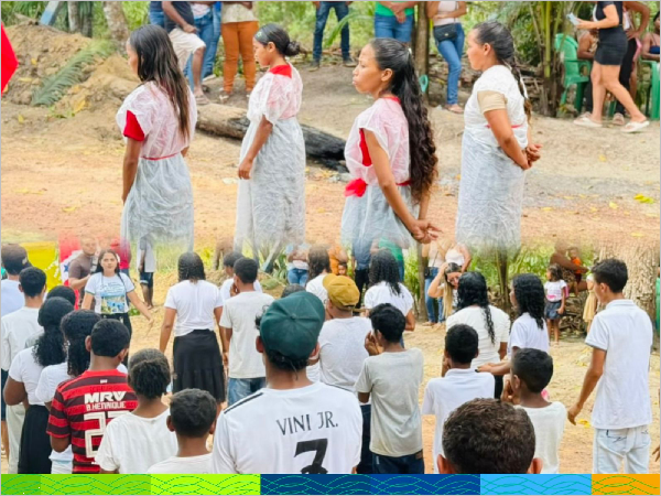 Desfiles Cívicos Escolares dos Setores E e F celebram a história e o patriotism [...]